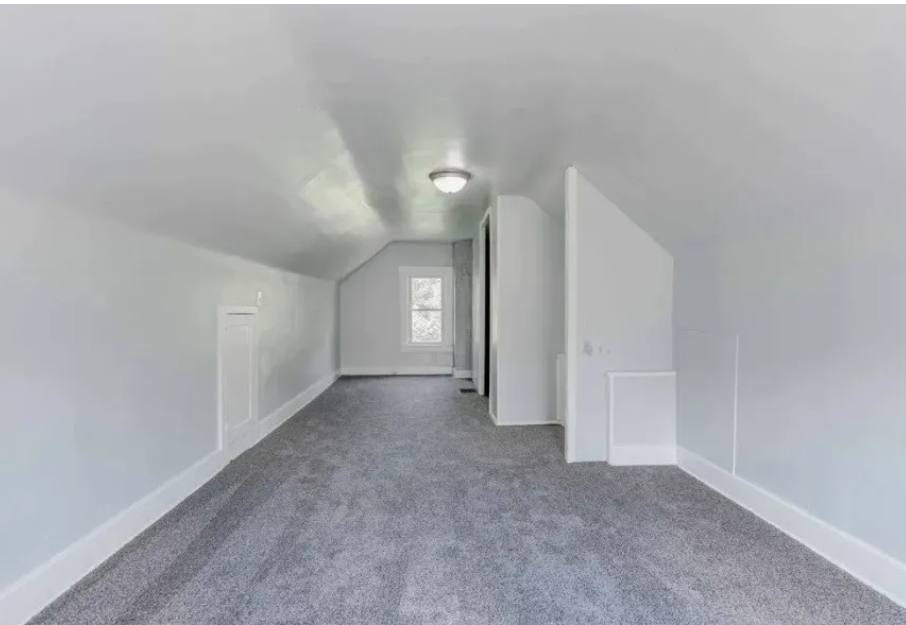 House for rent at 897 Peckham St, Akron, OH 44320