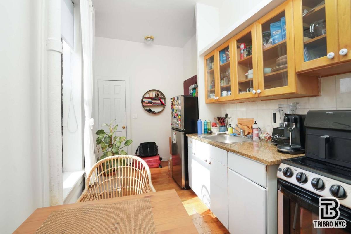 Apartment for rent at 301 W 20th St #2A, New York, NY 10011
