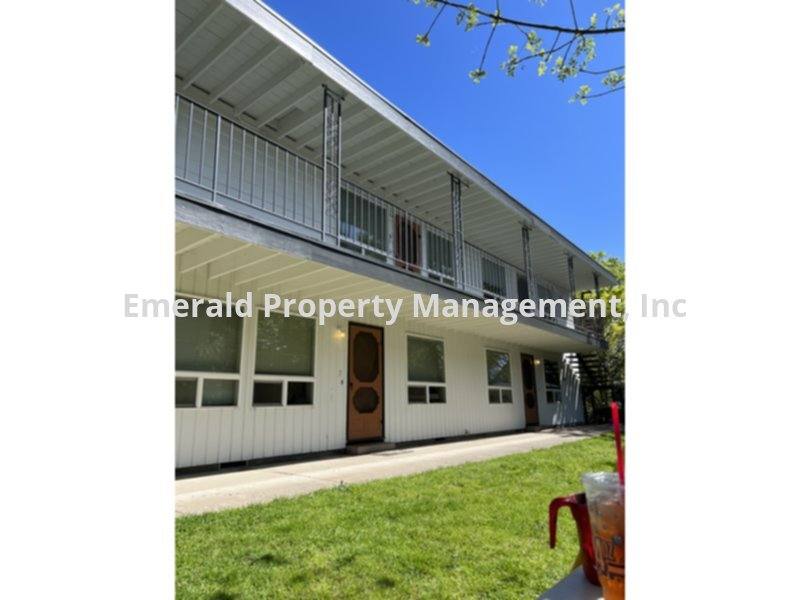 Apartment for rent at 1350 Lawrence #3, Eugene, OR 97401