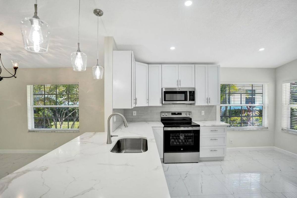 House for rent at 5033 S La Sedona Circle, Delray Beach, FL 33484
