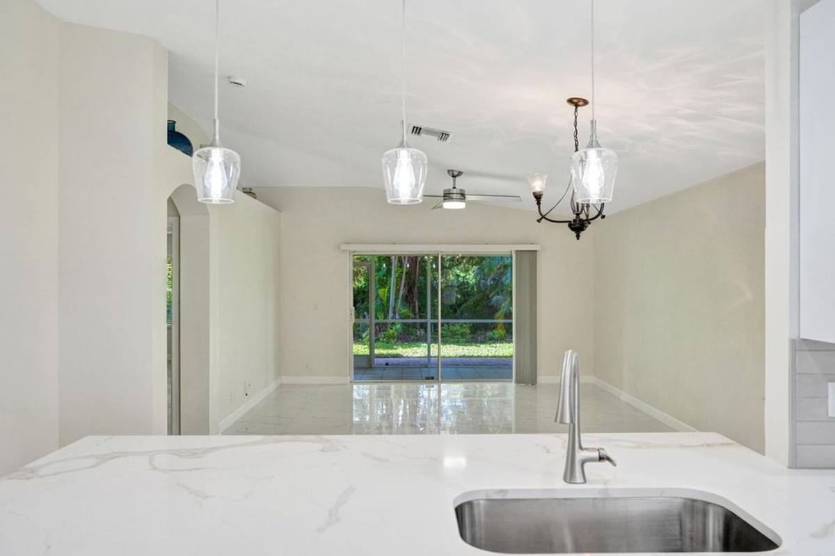 House for rent at 5033 S La Sedona Circle, Delray Beach, FL 33484