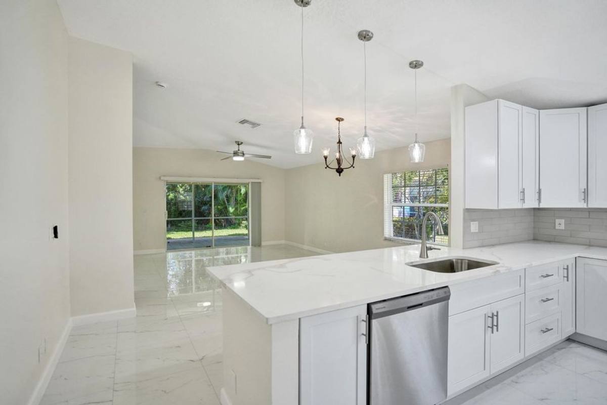 House for rent at 5033 S La Sedona Circle, Delray Beach, FL 33484