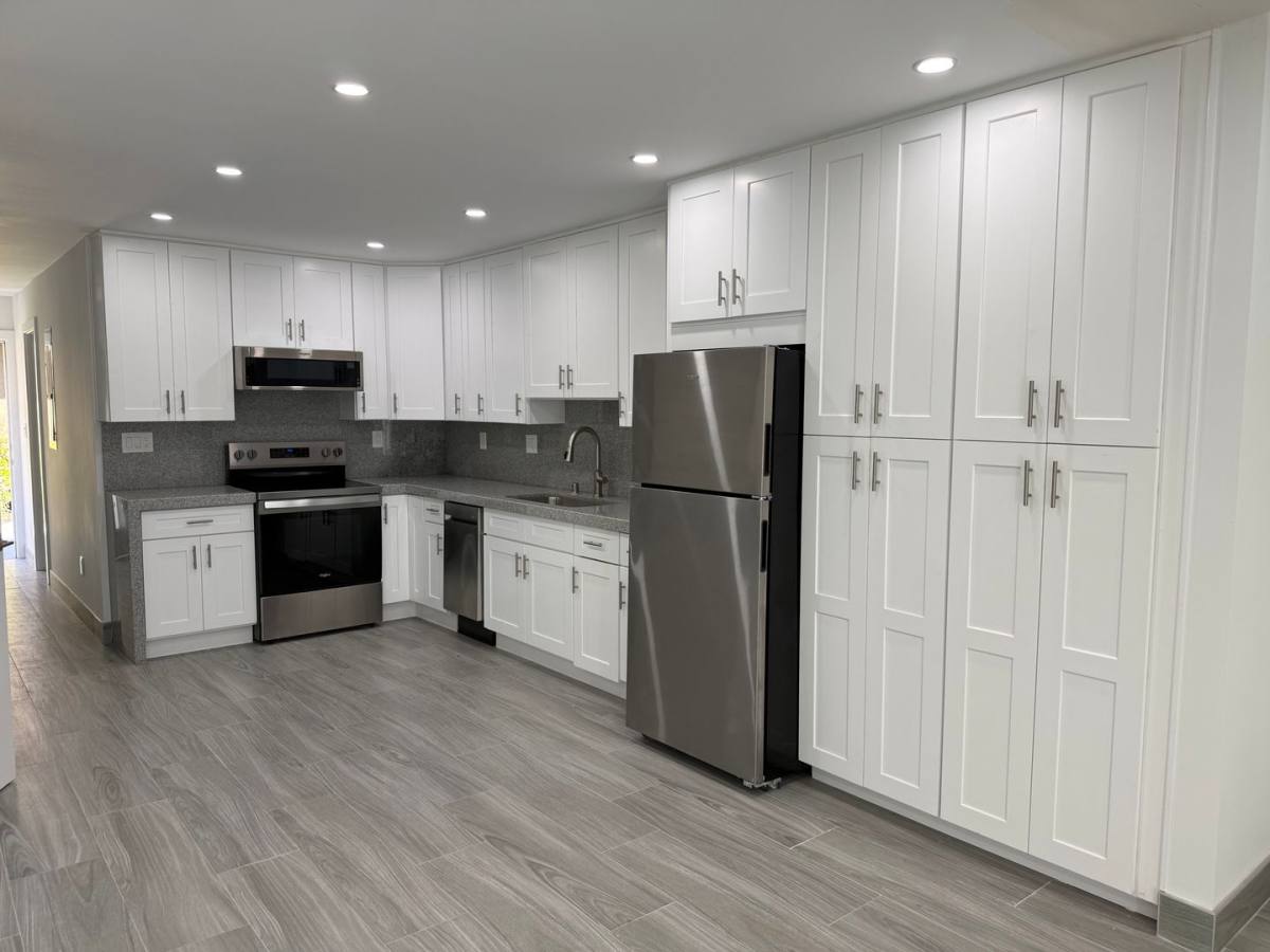 Townhouse for rent at 445 Garrison St, Oceanside, CA 92054
