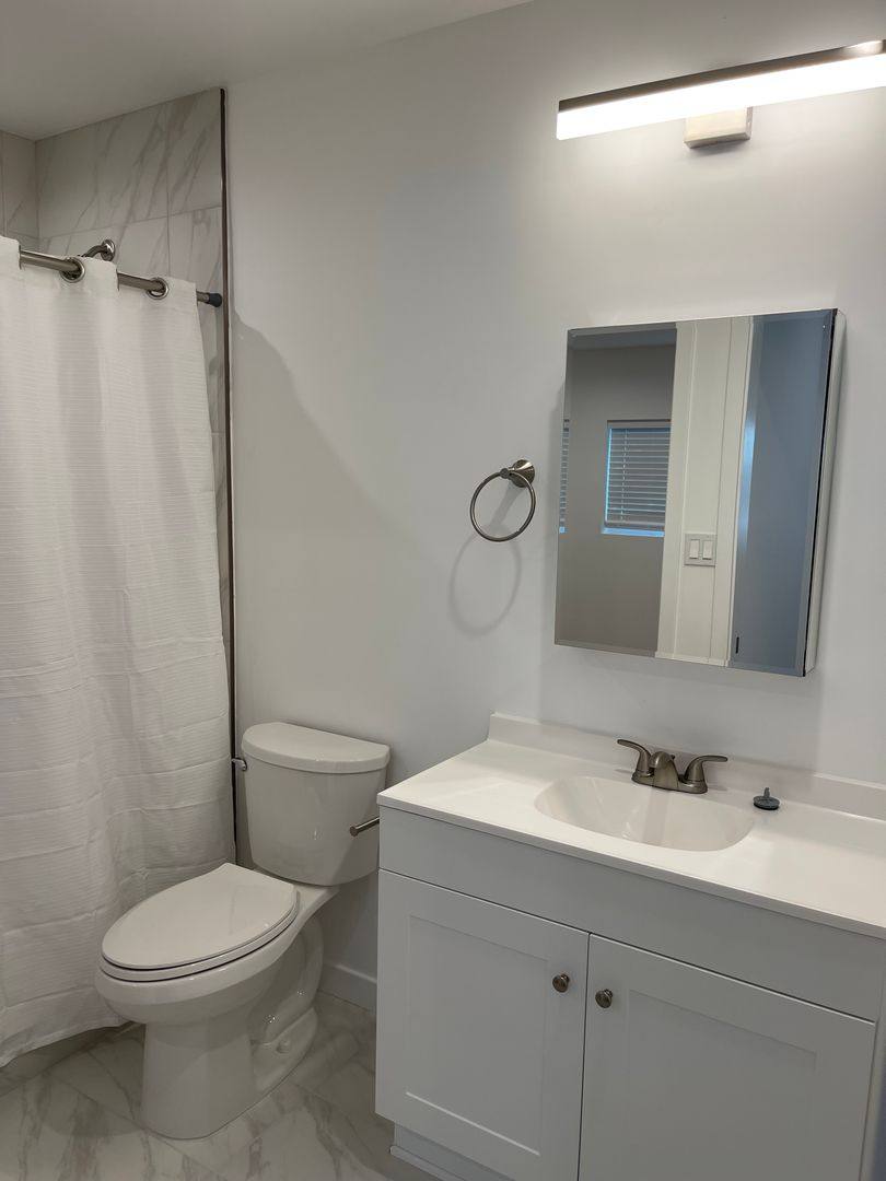 Apartment for rent at 4177 Naomi Ave, Los Angeles, CA 90011
