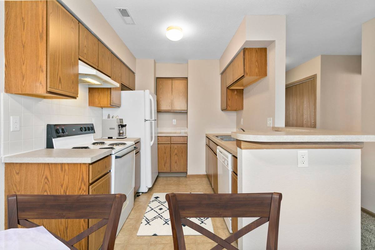 Apartment for rent at 1300-1336 Crosswinds Court, Lawrence, KS 66046