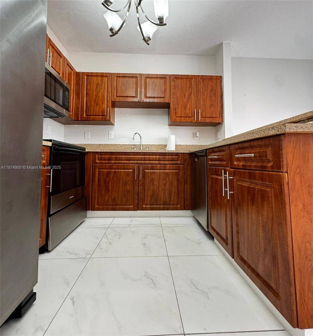 Townhouse for rent at 10968 SW 182nd Lane, Miami, FL 33157