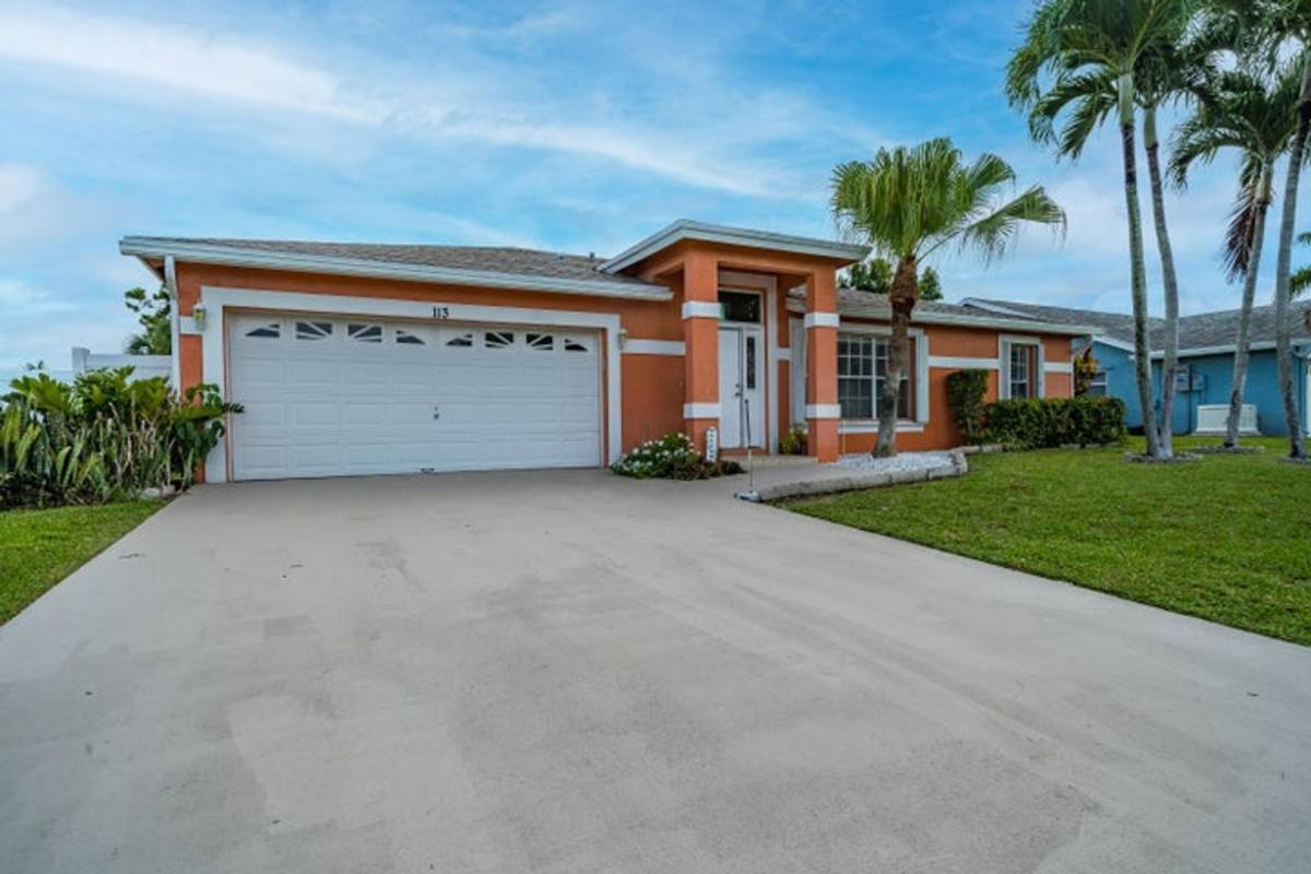 House for rent at 113 Madrid St, West Palm Beach, FL 33411