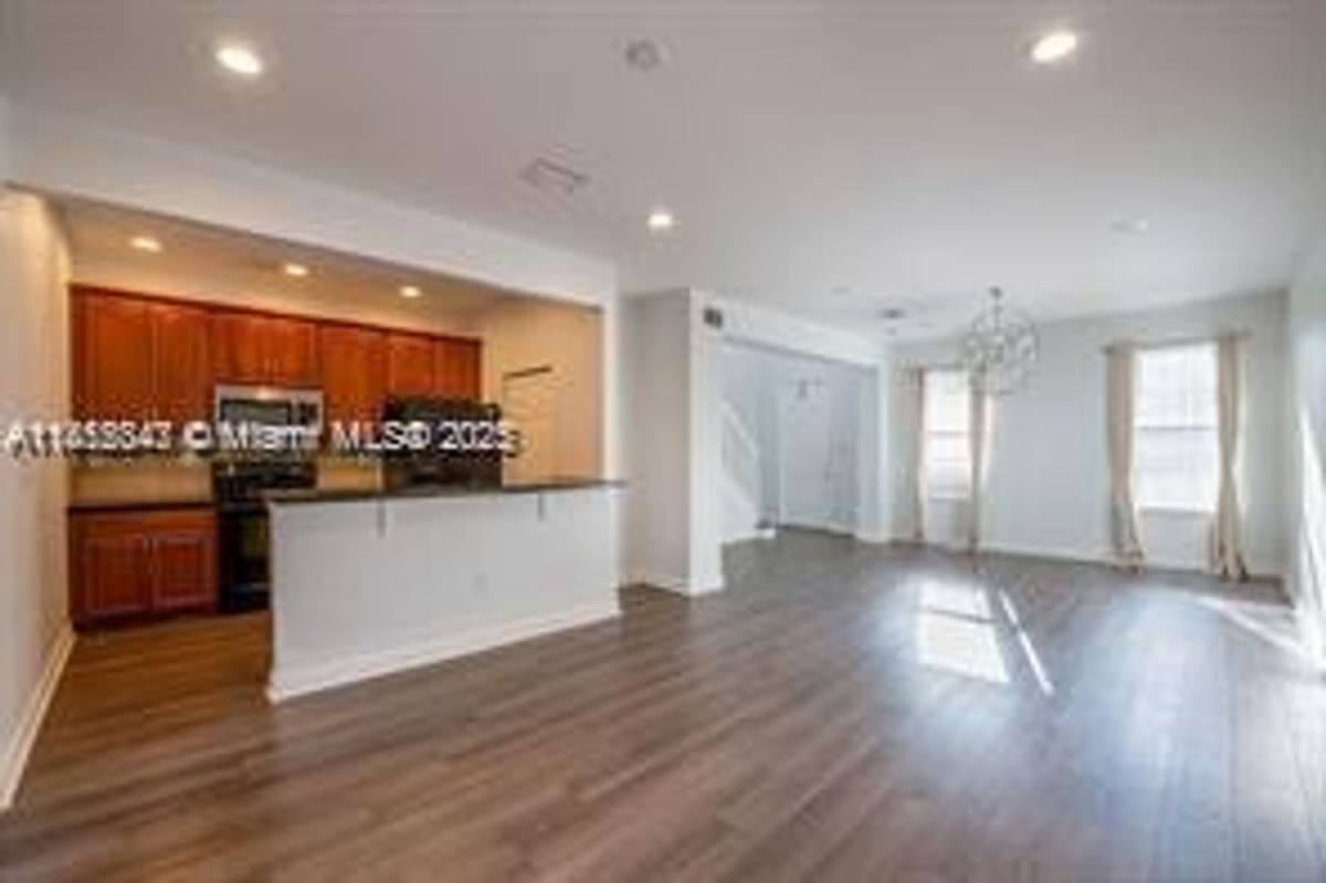 Townhouse for rent at 109 SW 147th Terrace, Hollywood, FL 33027