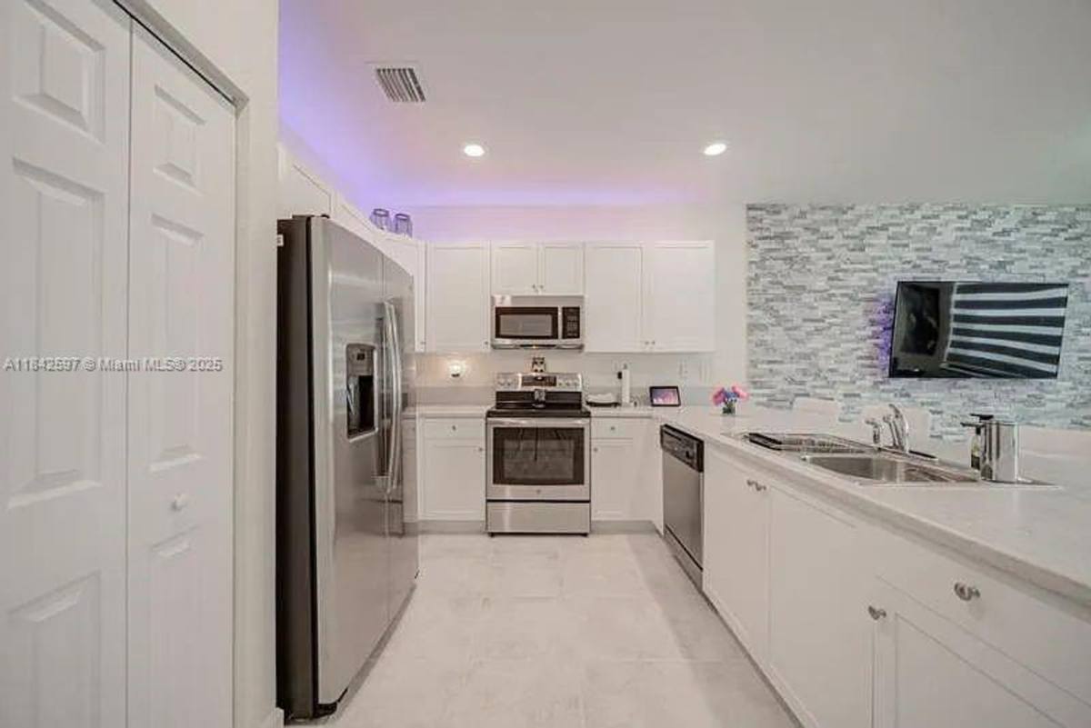 House for rent at 3371 W 106th Terrace, Hialeah, FL 33018