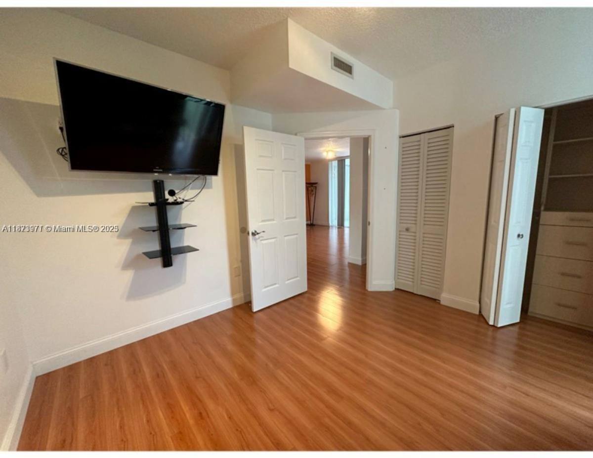 House for rent at 9725 52nd St, Miami, FL 33178