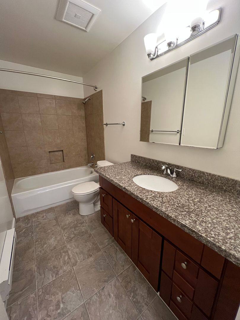 Apartment for rent at 3326 Lombard Ave, Everett, WA 98201