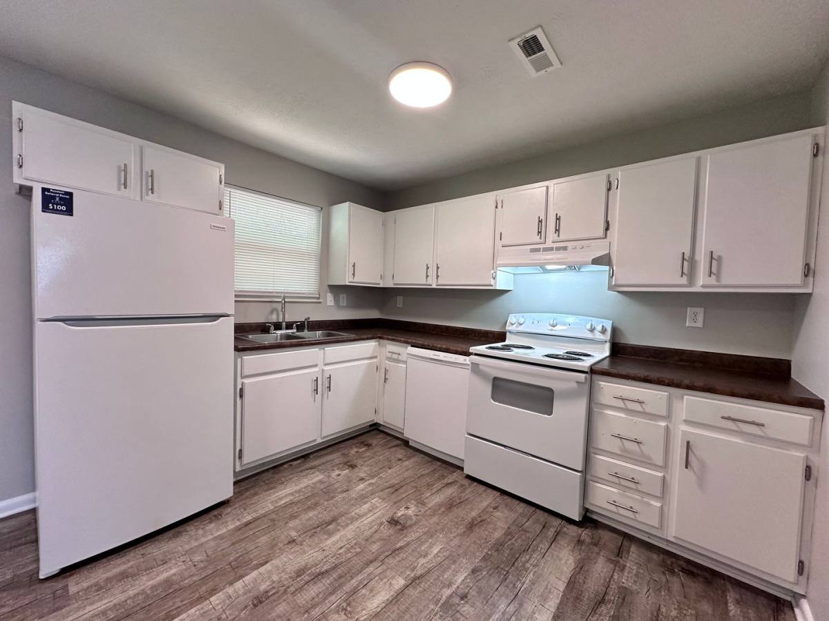Townhouse for rent at 913 Naomi Dr, Maryville, TN 37804