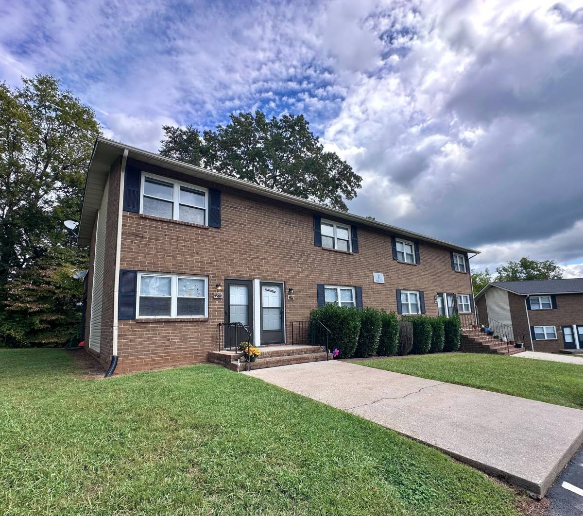 Townhouse for rent at 913 Naomi Dr, Maryville, TN 37804
