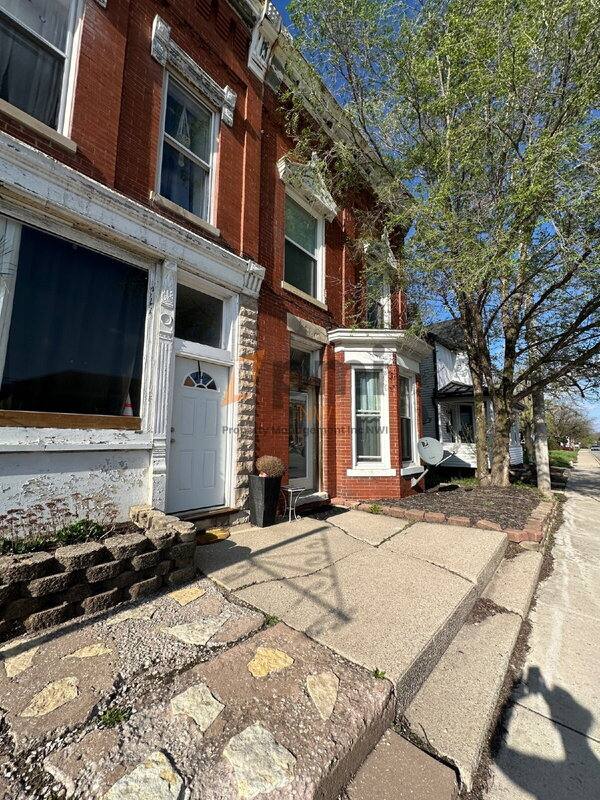 Apartment for rent at 509 E Commercial Ave #2, Lowell, IN 46356