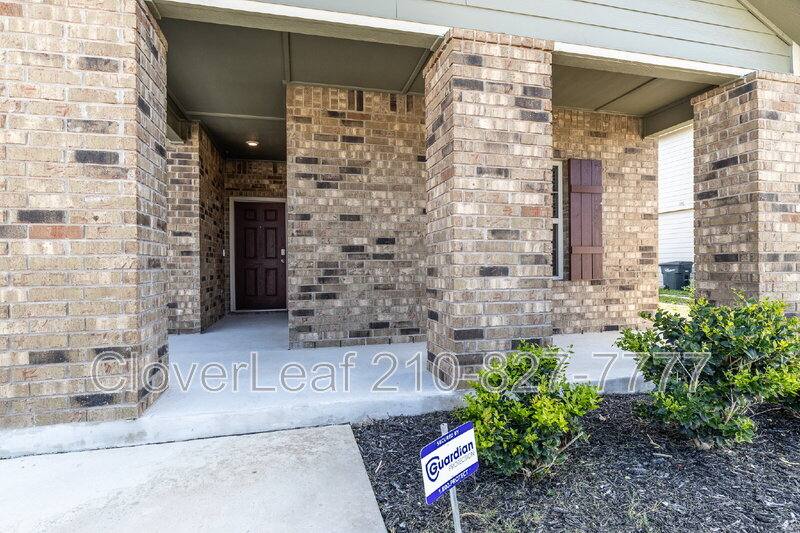 House for rent at 524 Willow Valley St, New Braunfels, TX 78130