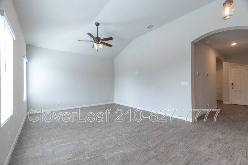 House for rent at 524 Willow Valley St, New Braunfels, TX 78130