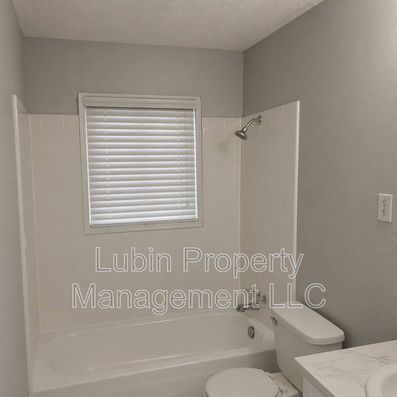 House for rent at 5261 Beaverton Dr, Memphis, TN 38127