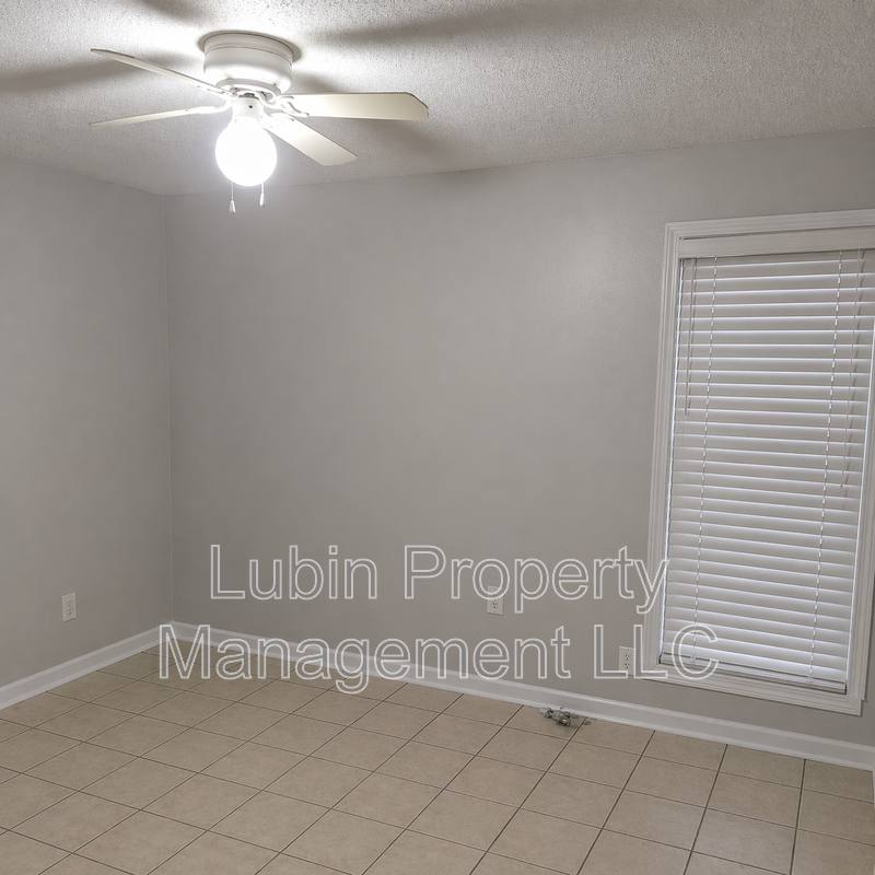 House for rent at 5261 Beaverton Dr, Memphis, TN 38127