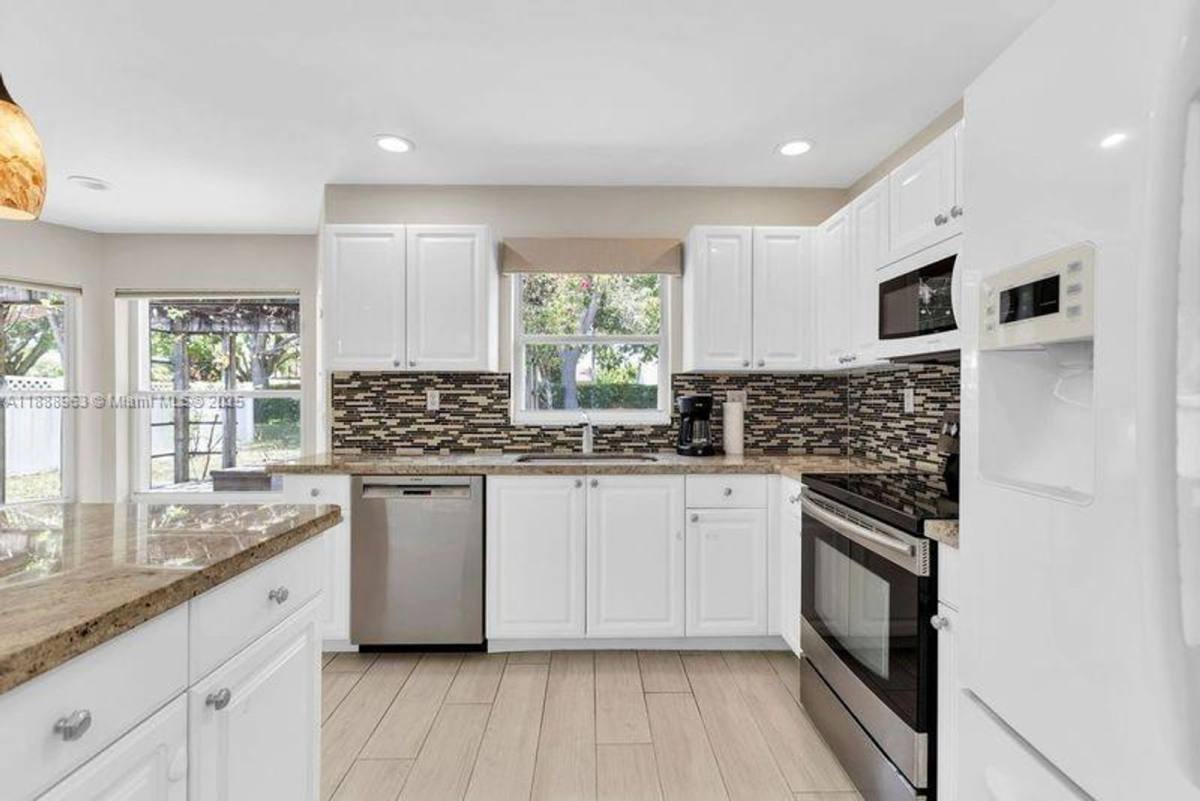 House for rent at 10766 Crescendo Circle, Boca Raton, FL 33498