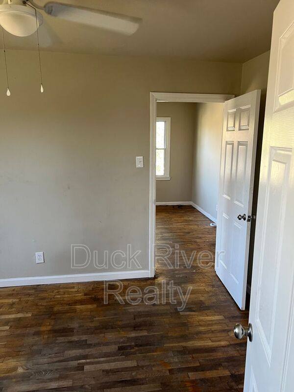 House for rent at 610 1 2 E 8th St, Columbia, TN 38401
