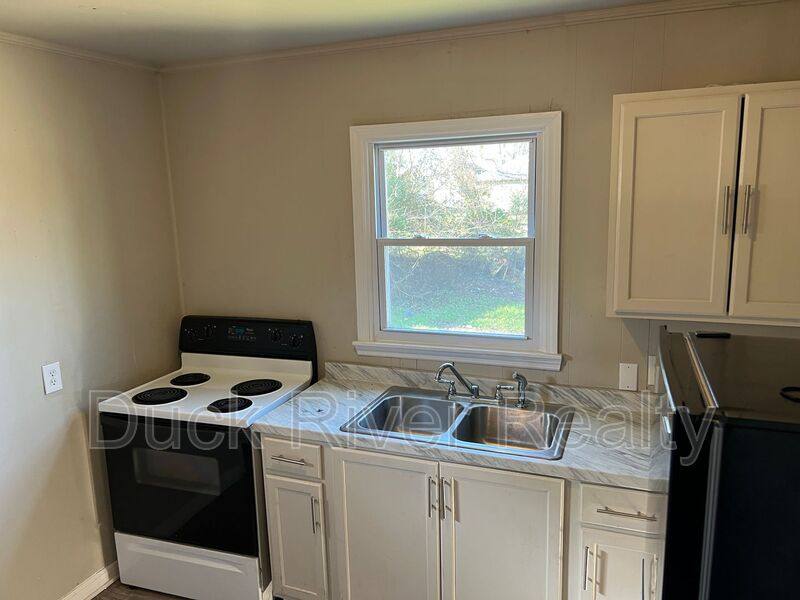 House for rent at 610 1 2 E 8th St, Columbia, TN 38401