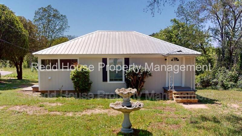 House for rent at 103 Watkins St, New Brockton, AL 36351