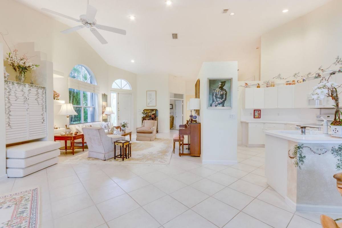 House for rent at 4702 Carlton Golf Dr, Lake Worth, FL 33449