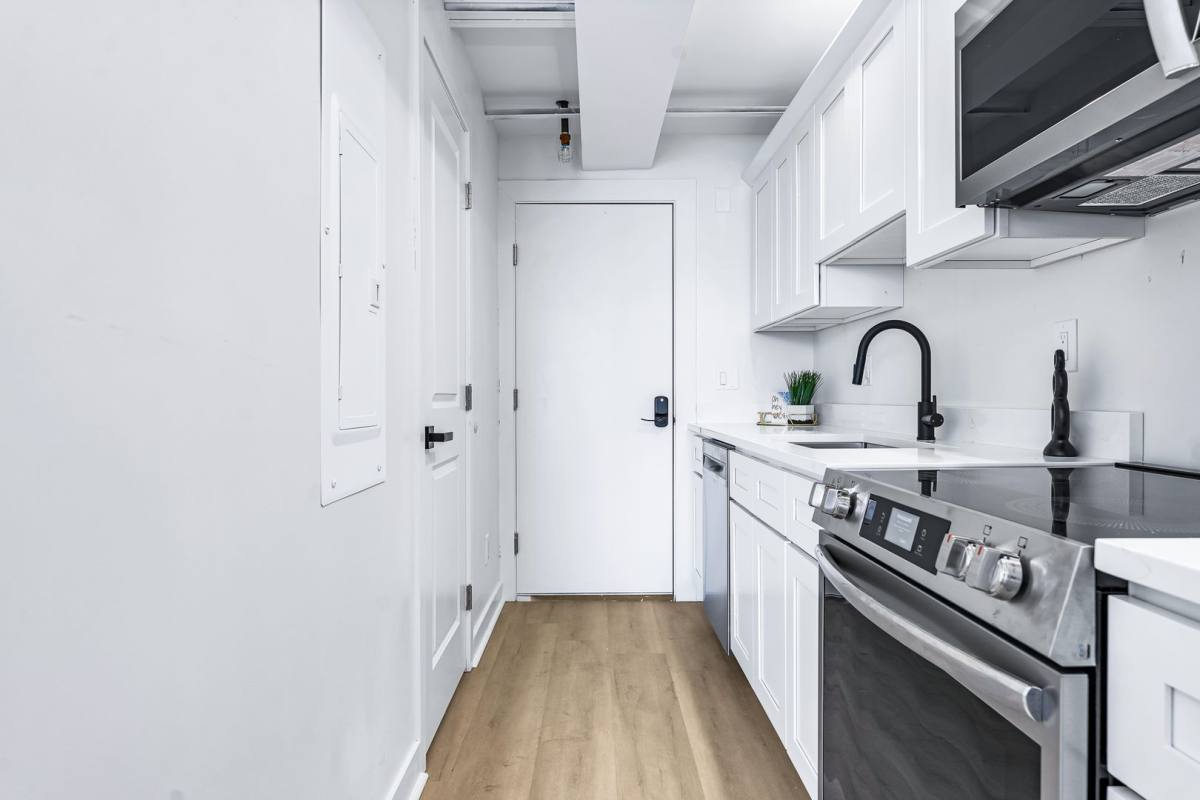 Townhouse for rent at 50 Murray St, Providence, RI 02909