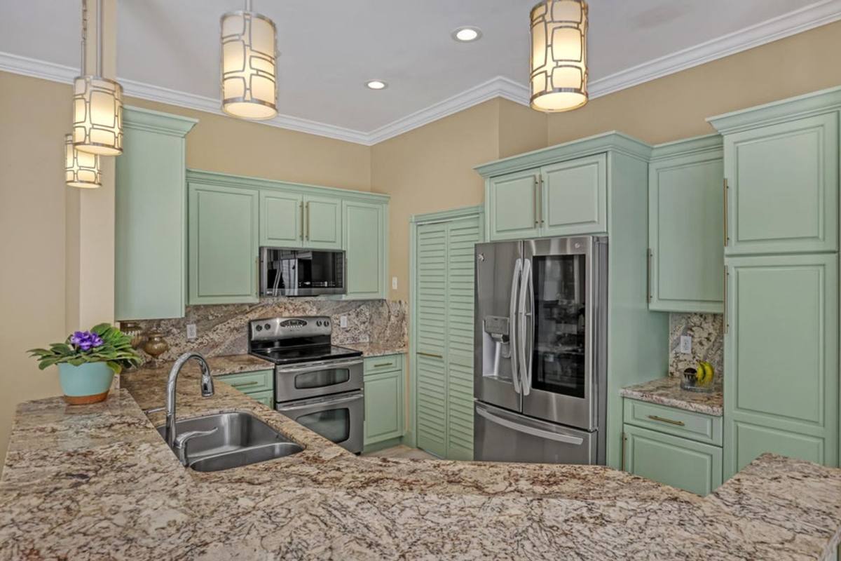 House for rent at 2076 Cezanne Rd, West Palm Beach, FL 33409