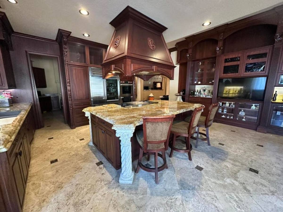 House for rent at 2610 Tecumseh Dr, West Palm Beach, FL 33409