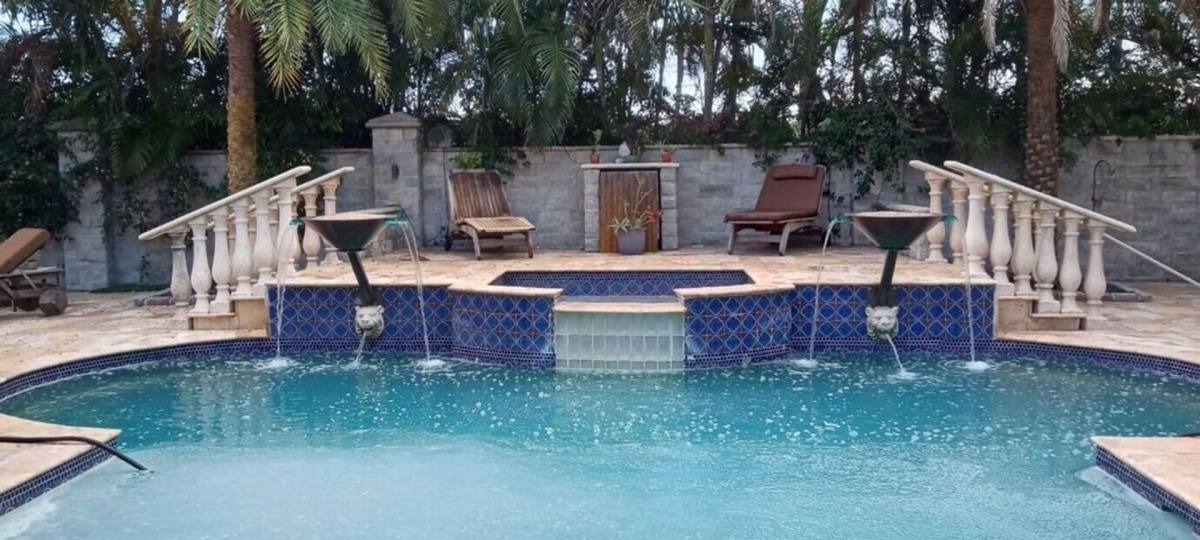 House for rent at 2610 Tecumseh Dr, West Palm Beach, FL 33409