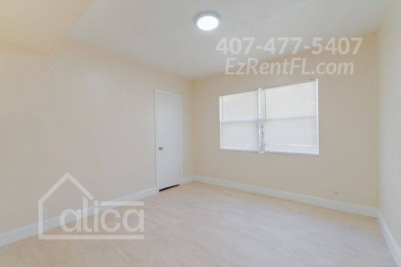 Apartment for rent at 1001 Henrietta Ave #1, West Palm Beach, FL 33401