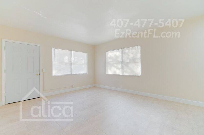 Apartment for rent at 1001 Henrietta Ave #1, West Palm Beach, FL 33401