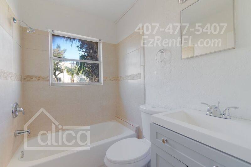 Apartment for rent at 1001 Henrietta Ave #1, West Palm Beach, FL 33401