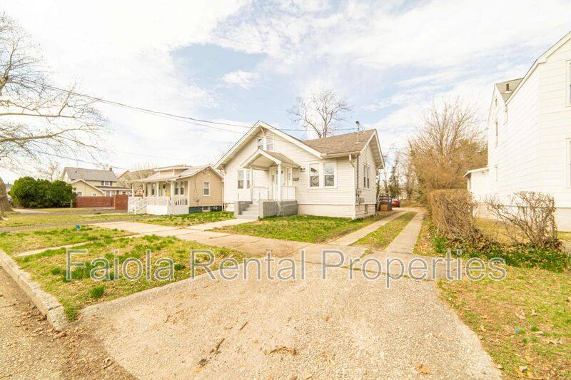 Apartment for rent at 426 W Peach St #2, Vineland, NJ 08360