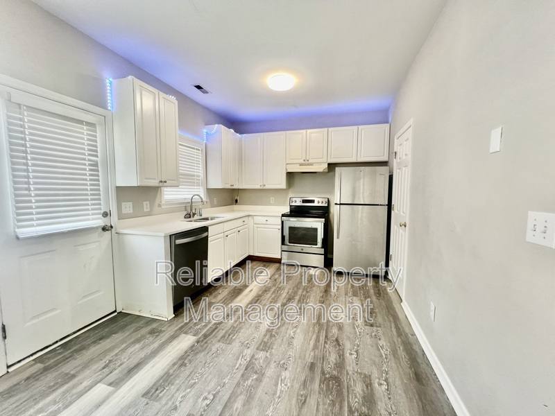 Townhouse for rent at 2829 Bennington Dr, Clayton, NC 27520