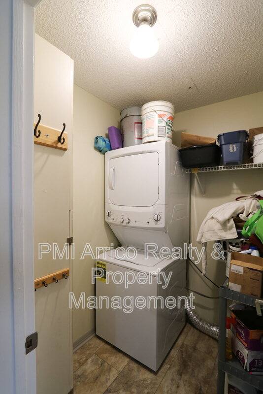 Apartment for rent at 323 Knottwood Court, Sun City Center, FL 33573
