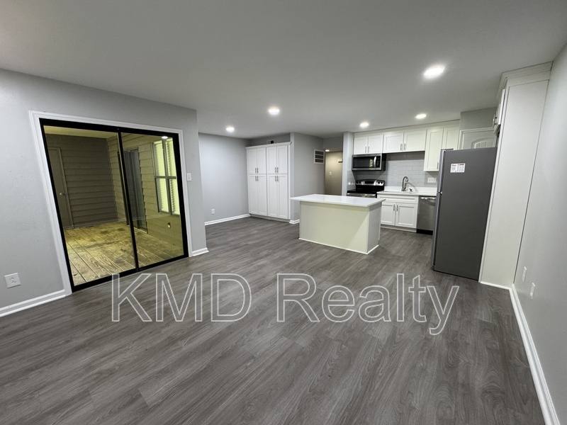 Condo for rent at 2501 Kilborne Dr #D, Charlotte, NC 28205