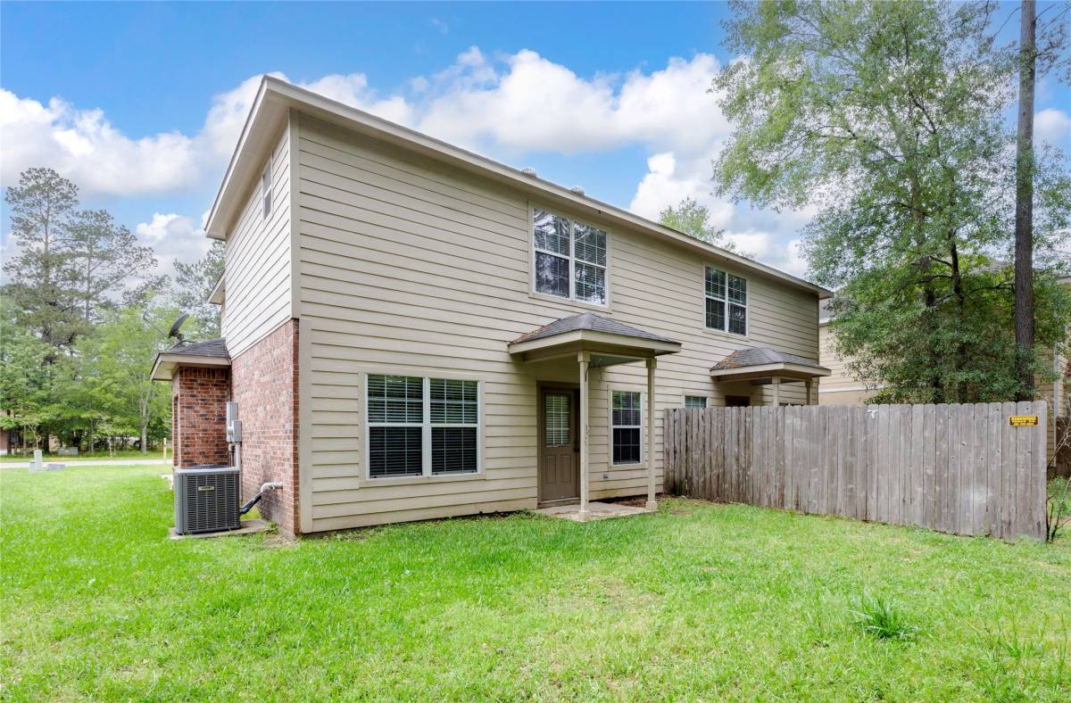 Apartment for rent at 100 Artesian Way #100, New Caney, TX 77357