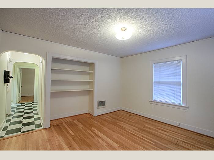 Apartment for rent at 1430 SE 14th Ave, Portland, OR 97214