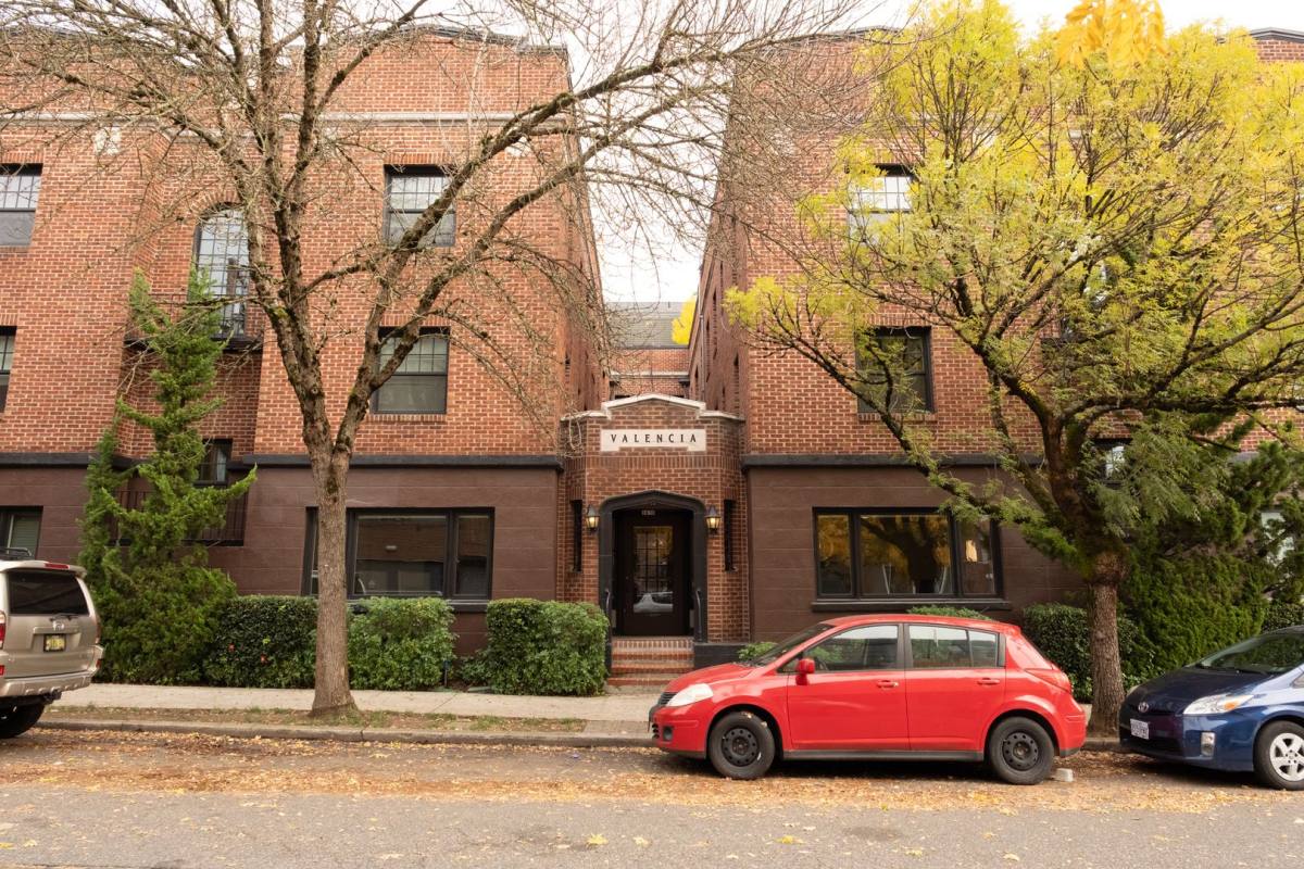 Apartment for rent at 1430 SE 14th Ave, Portland, OR 97214
