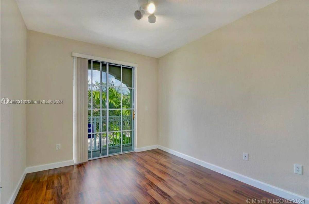 Townhouse for rent at 2470 SE 15th Court, Homestead, FL 33035