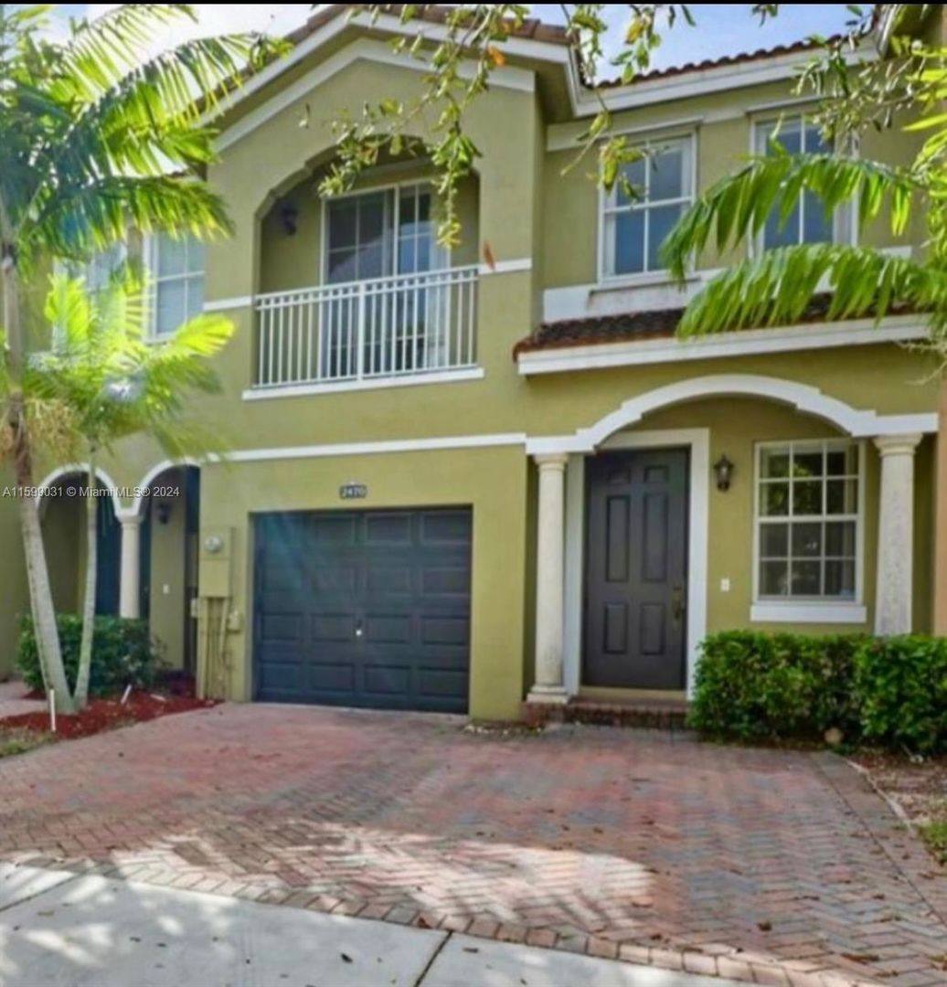Townhouse for rent at 2470 SE 15th Court, Homestead, FL 33035
