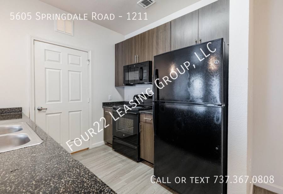 Apartment for rent at 5605 Springdale Rd #1211, Austin, TX 78723
