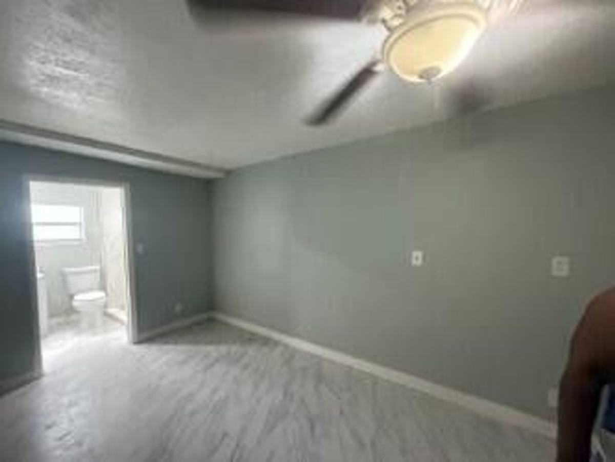 House for rent at 2329 Fairway Dr, West Palm Beach, FL 33409