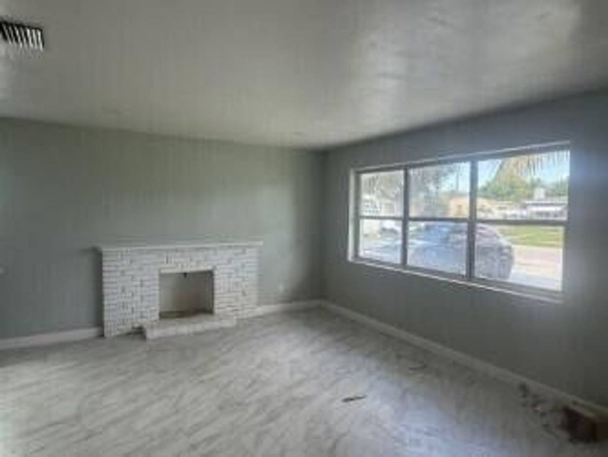 House for rent at 2329 Fairway Dr, West Palm Beach, FL 33409