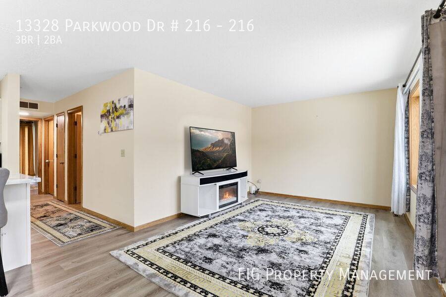 Apartment for rent at 13328 Parkwood Dr #216, Burnsville, MN 55337