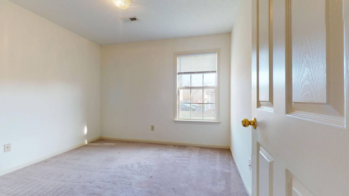 Townhouse for rent at 660 Wilderness Trail, Columbia, TN 38401