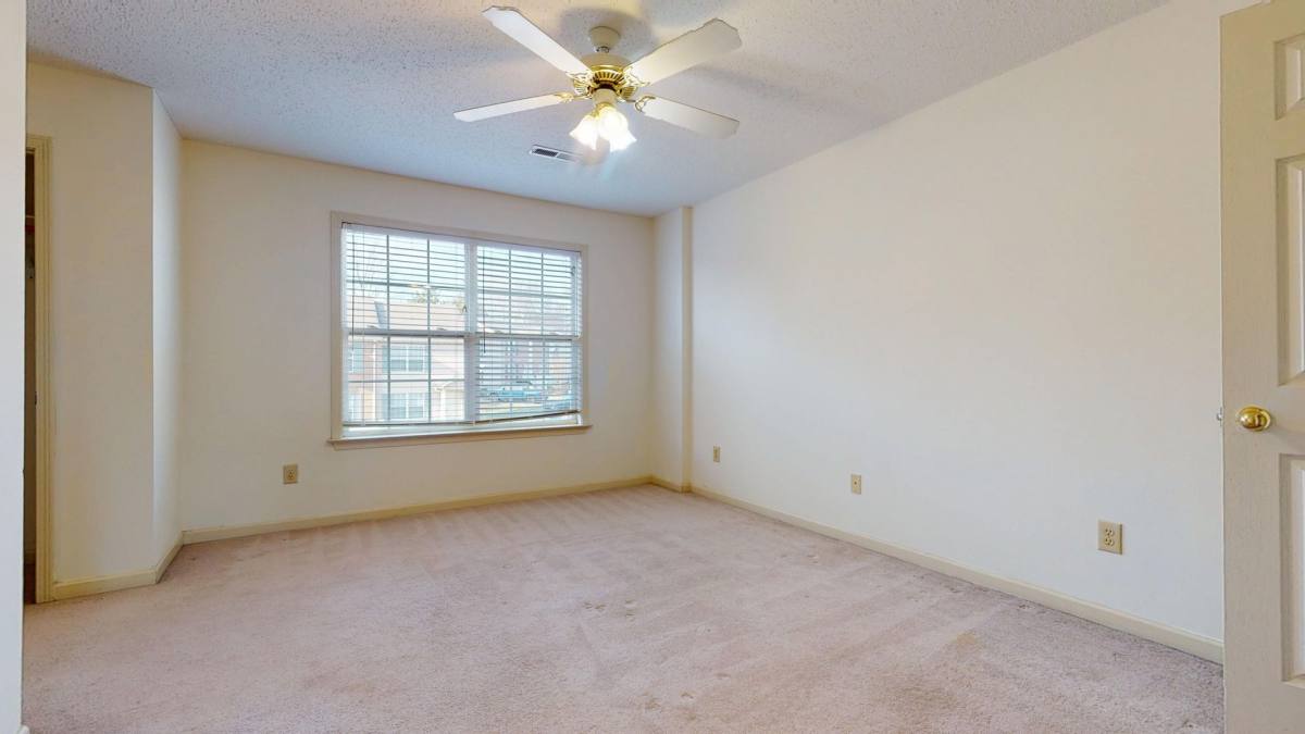 Townhouse for rent at 660 Wilderness Trail, Columbia, TN 38401