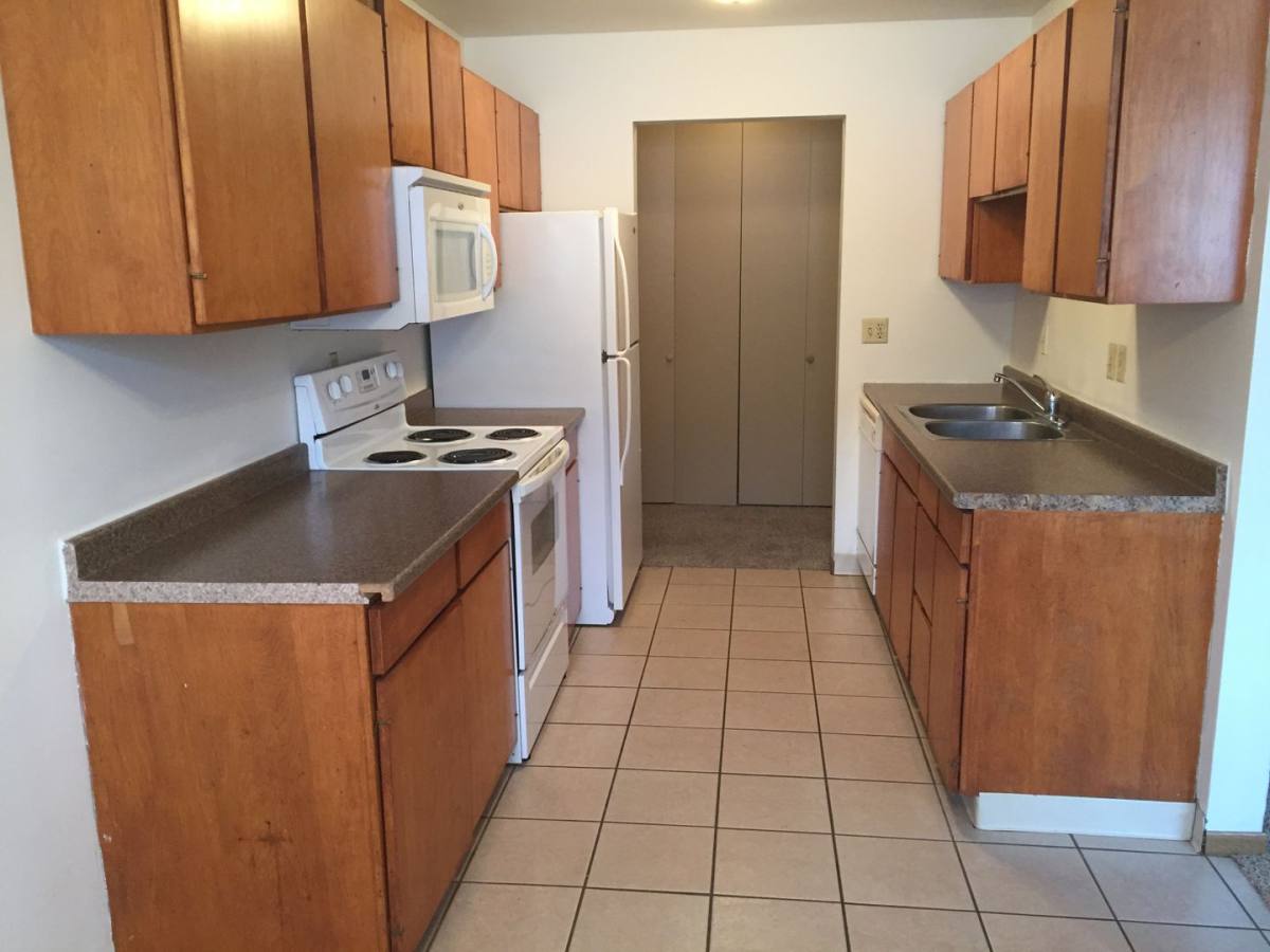 Apartment for rent at 924 24th Ave S, Moorhead, MN 56560